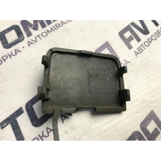 Заглушка заднього бампера VW Passat B6 SN 2005-2010 3C5807441